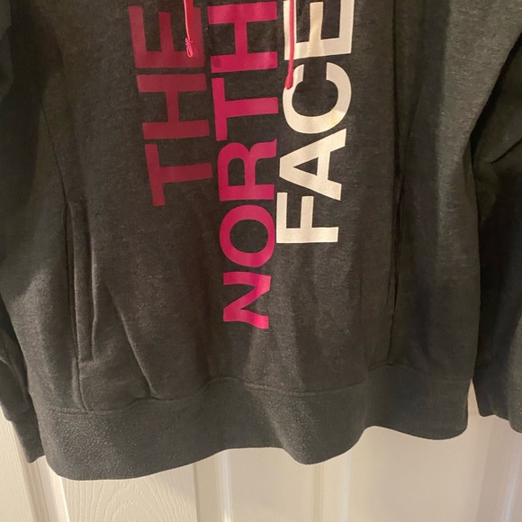 The North Face Women’s Gray Hoodie Size Large - Picture 4 of 8